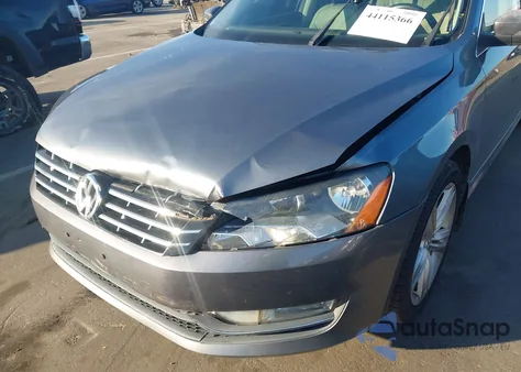 2014 Volkswagen Passat 2.0L Tdi Sel Premium из США, поврежденный, VIN 1VWCN7A32EC071235
